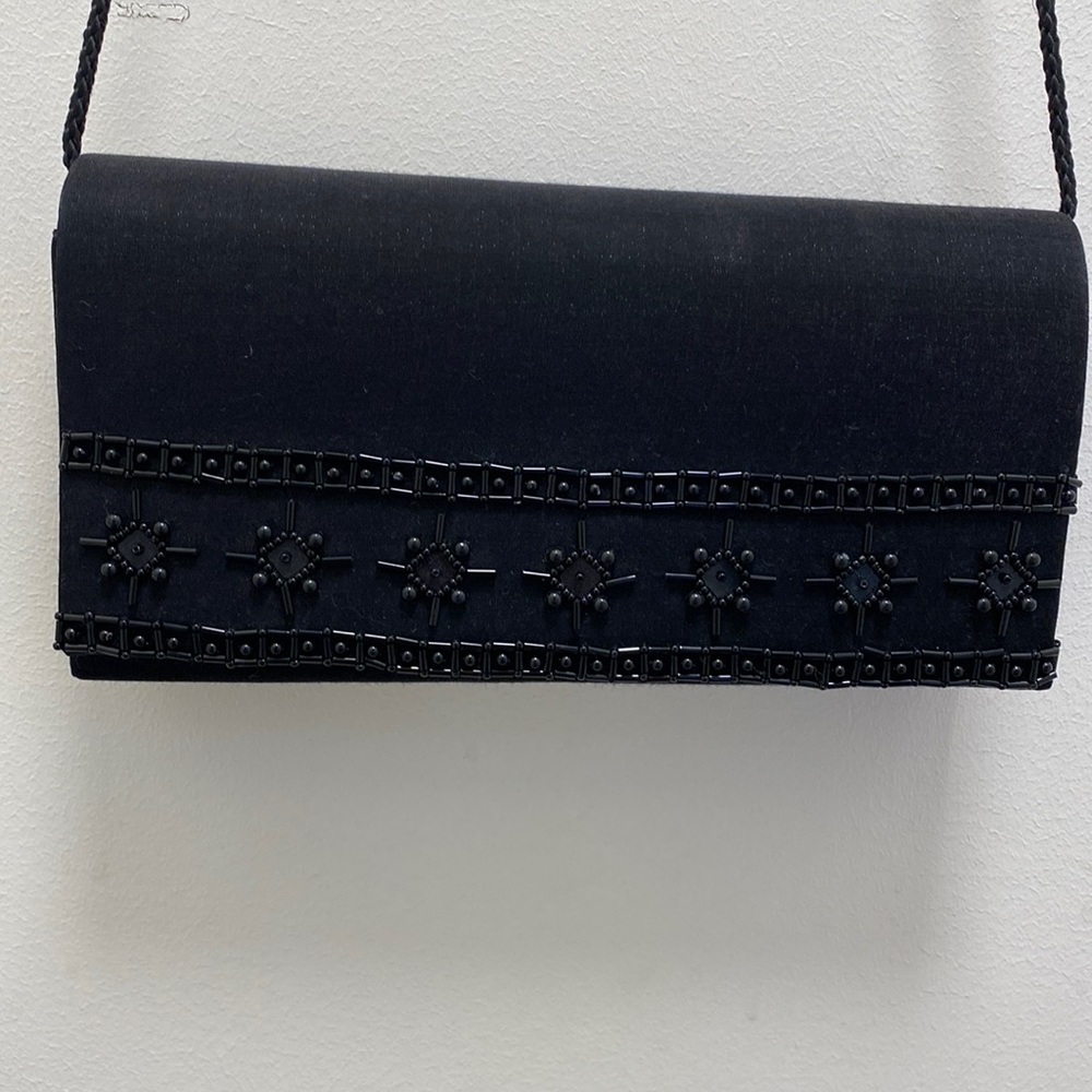 New Y & S Vintage clutch with strap
